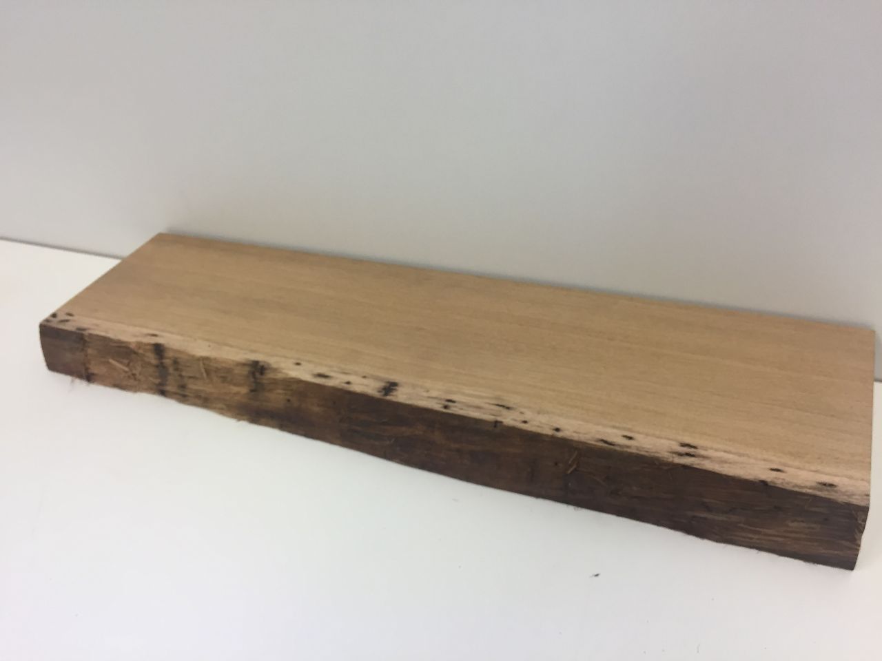 184) Robuust massief eiken geschaafd Image